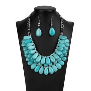 This beautiful Blue Z Collection Signature Series Necklace ❤️❤️